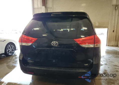 2012 Toyota Sienna Le from USA, damaged, VIN 5TDKK3DC1CS226865